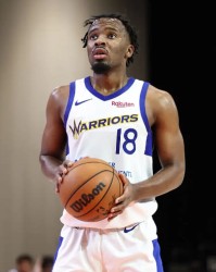 九游娱乐app-复出后状态略显一般，勇士双向合同后场新秀还得提升自己的表现？